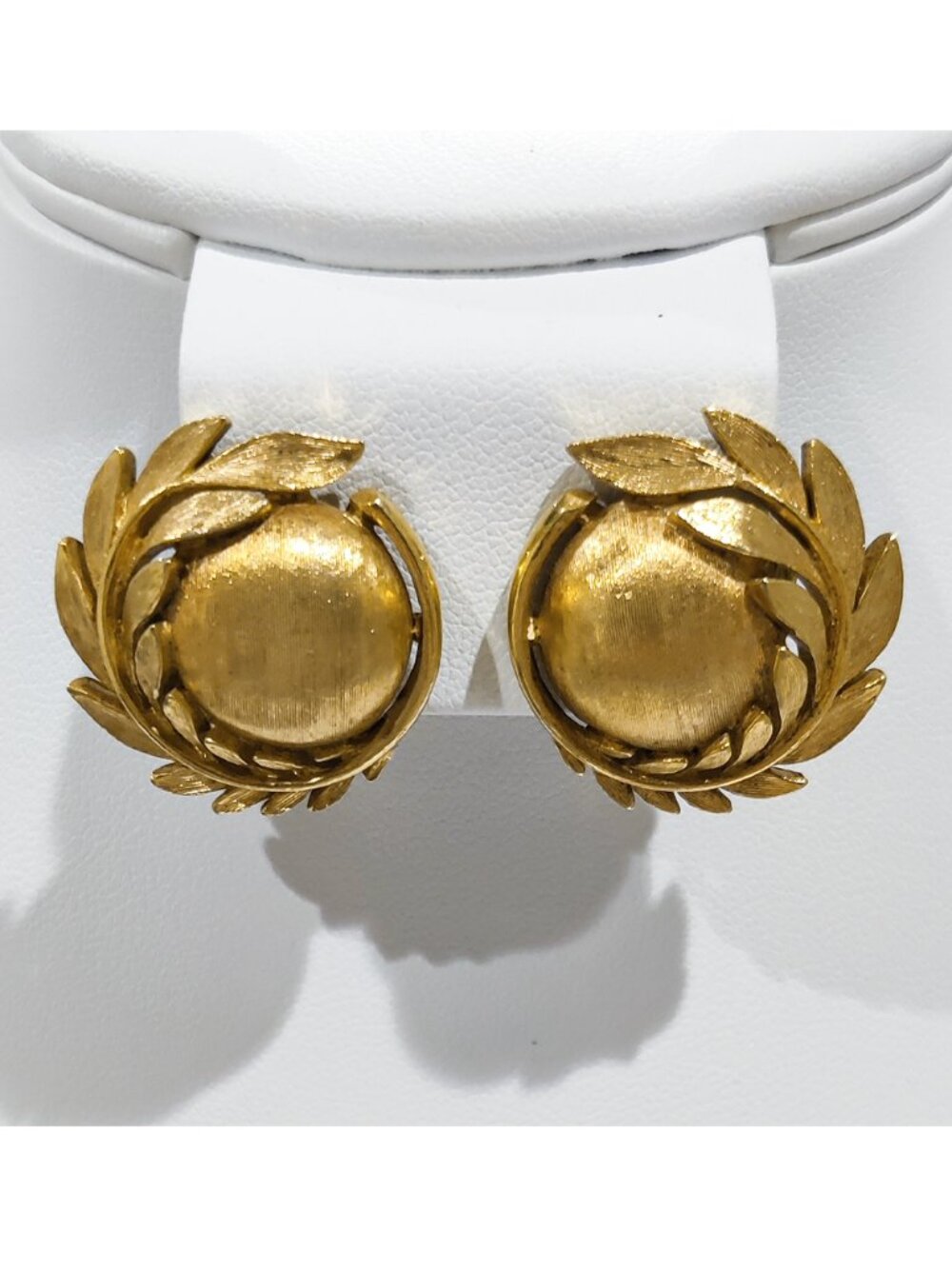 Vintage 1950-60s Crown Trifari Brushed Gold Toned Imperial Laurel Earrings